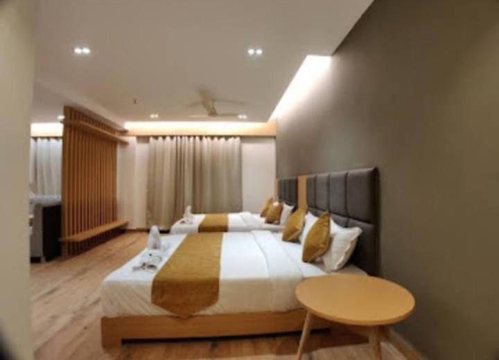 Derby Greens Hotel Бхопал Экстерьер фото